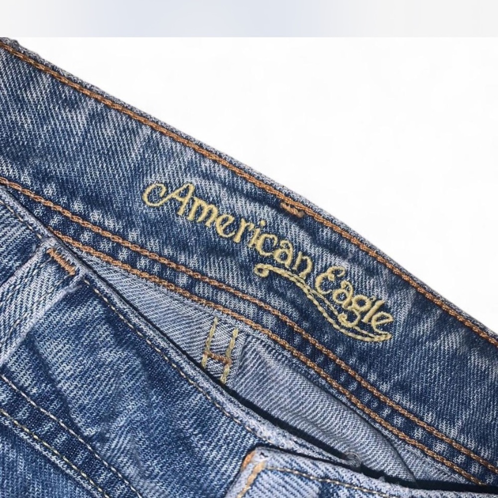American Eagle Outfitters Light Blue Boot Cut Jeans - Picture 2 of 5